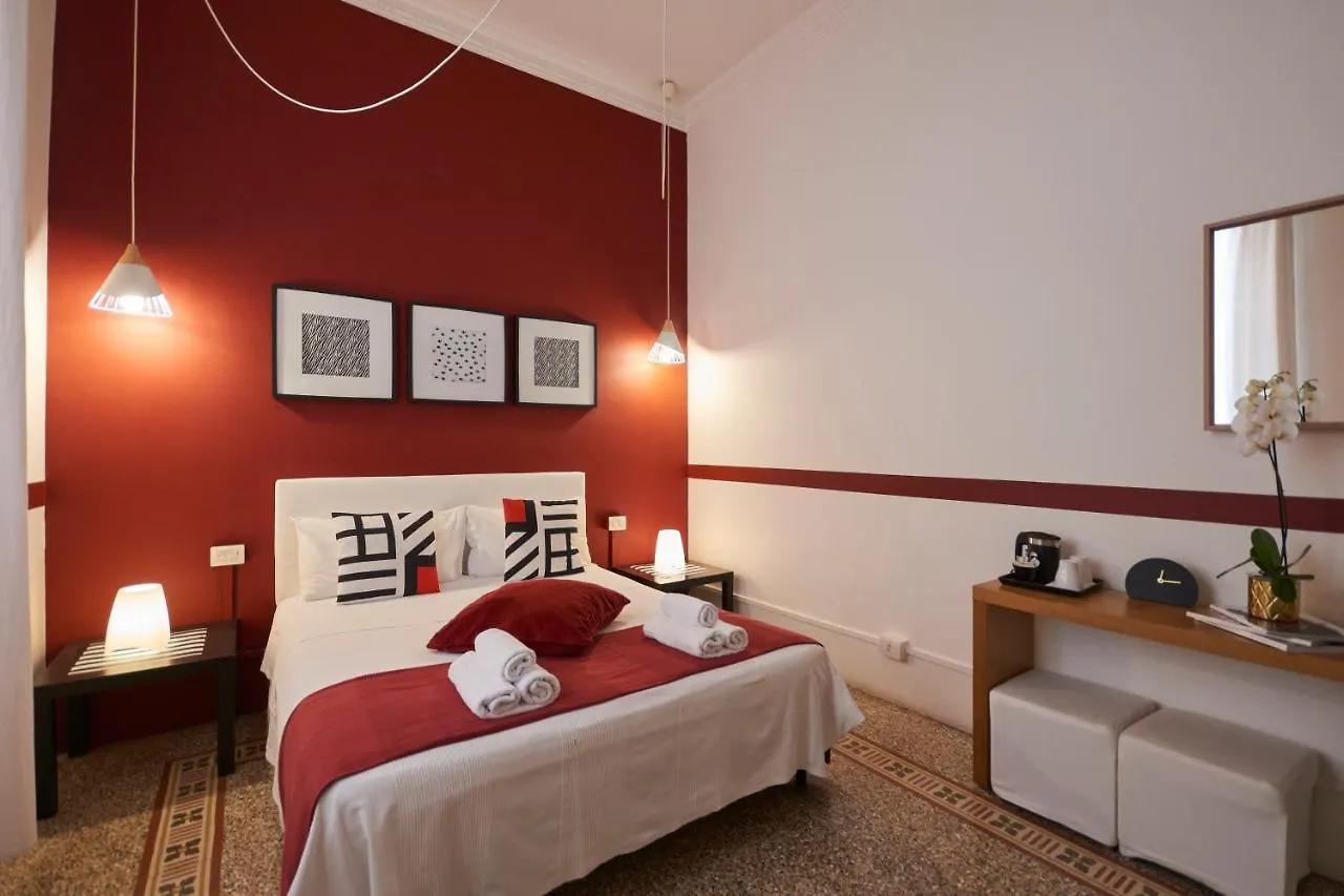 Bed & Breakfast B&B In Centro Florence Italy